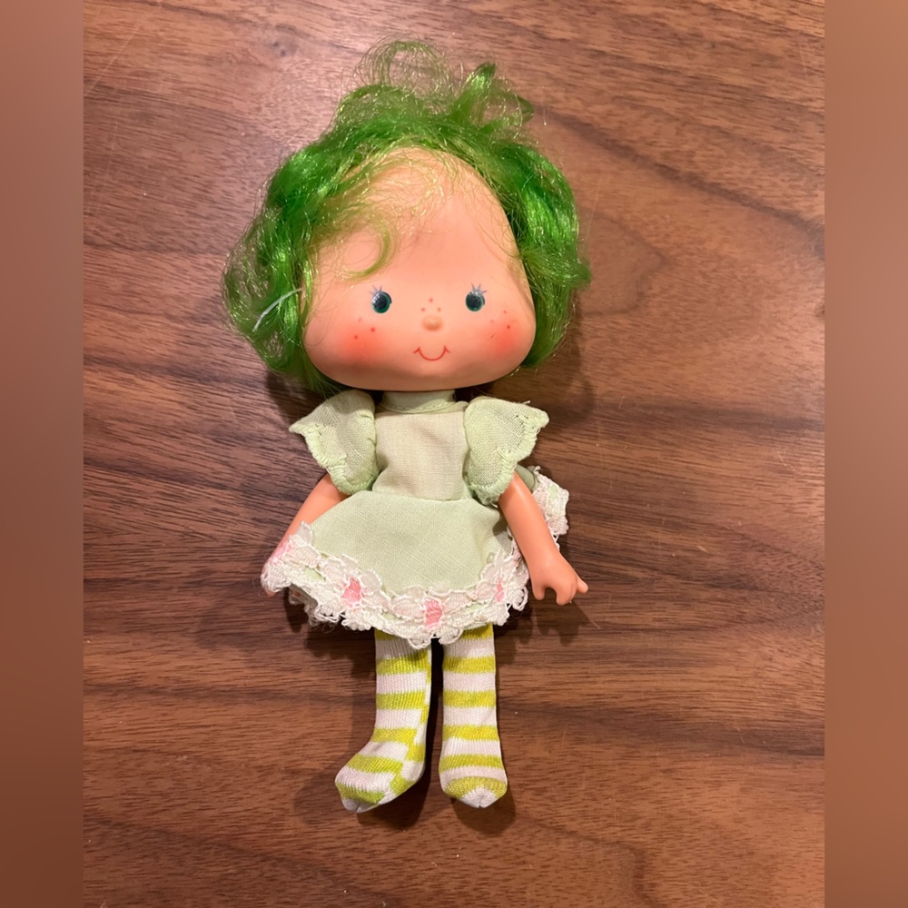 Set (9) of Vintage Strawberry Shortcake Dolls - Picture 8 of 9